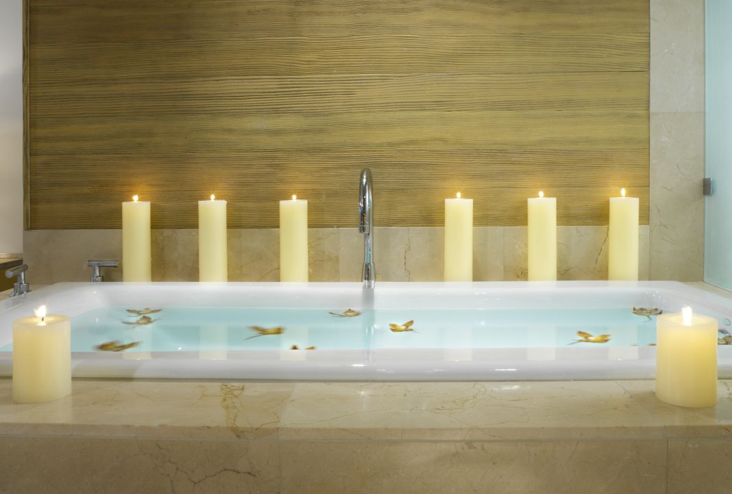 Bathtub with candles