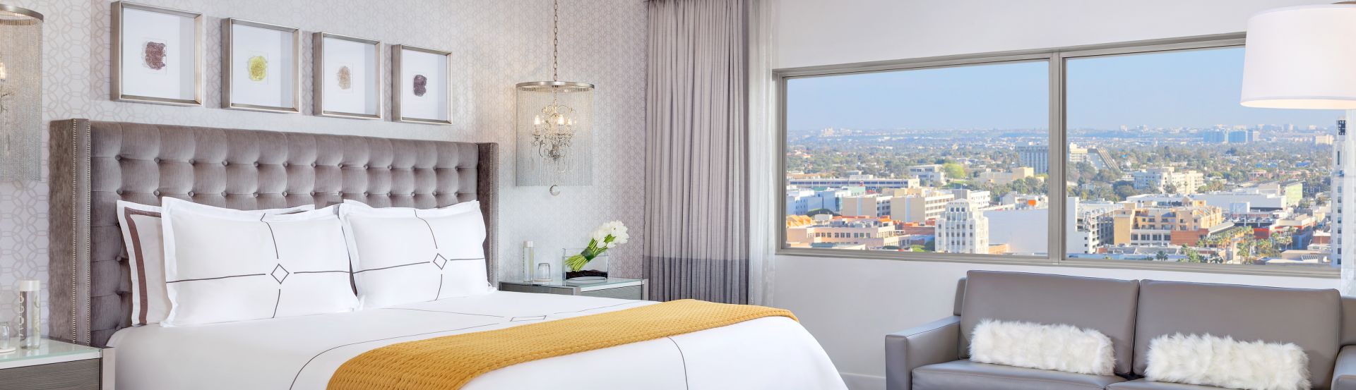 HUNTLEY KING Hotel Rooms Breathtaking Views of the pacific ocean and Santa Monica Cityscape 